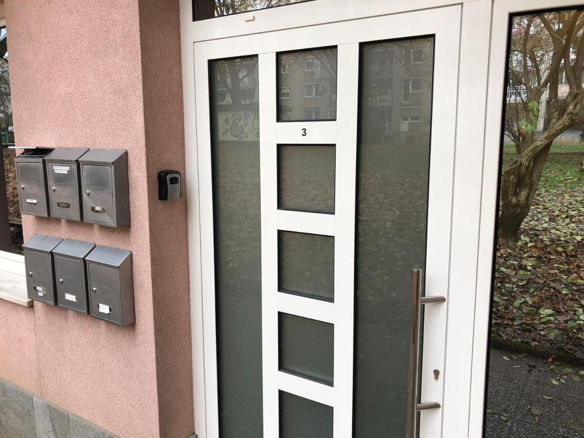 Ferienwohnung Luxury Central Studio Under The Castle Laibach Exterior foto